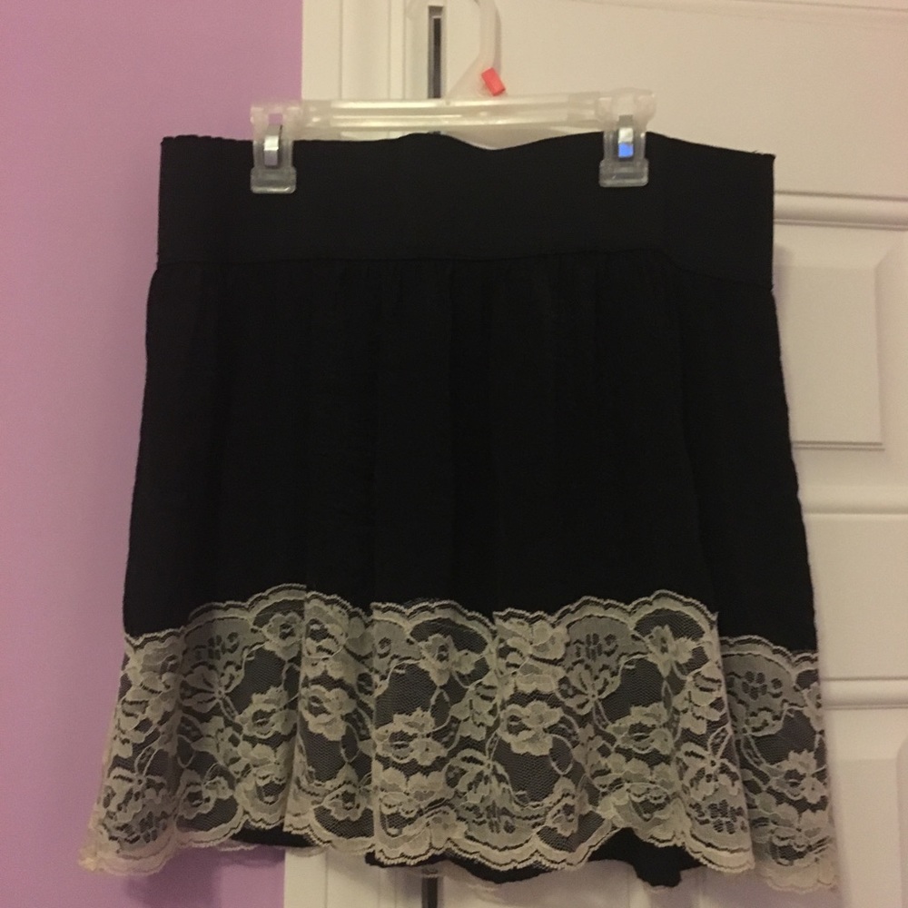 Flowing skirt